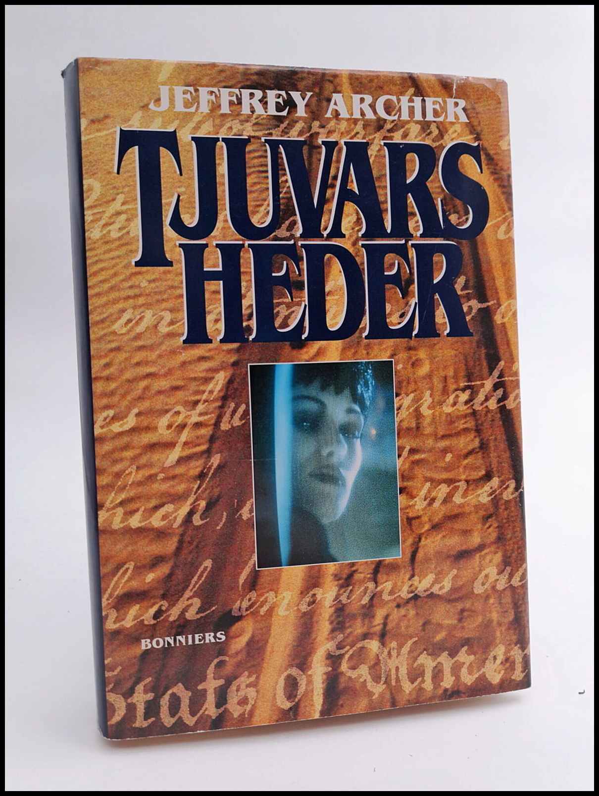 Jeffrey Archer : Tjuvars heder
