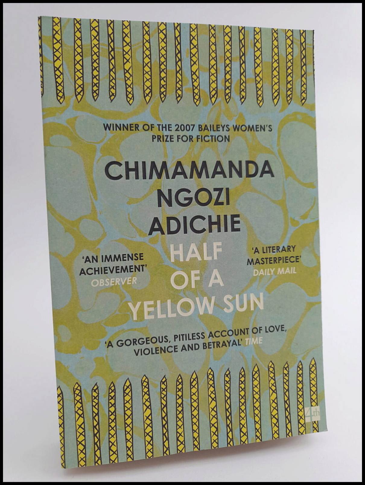 Chimamanda Ngozi Adichie : Half of a Yellow Sun