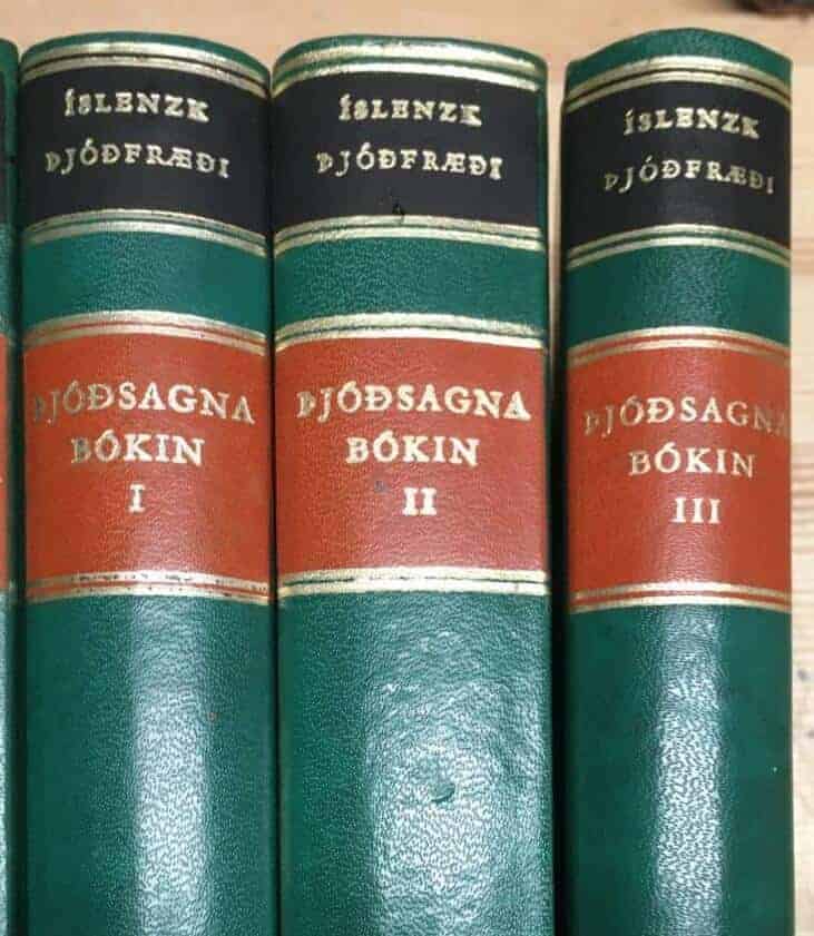 8 böcker på isländska, enl bild