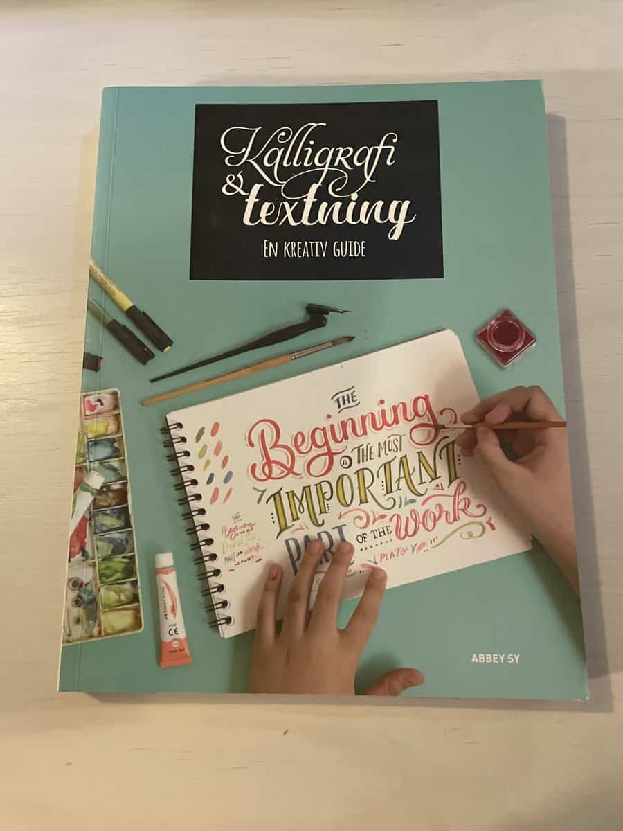 Abbey Sy : Kalligrafi & textning