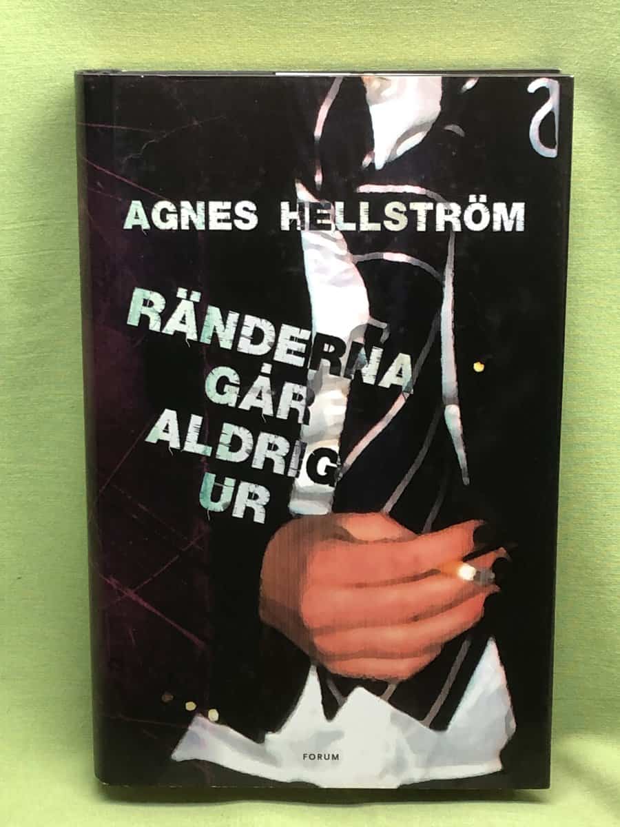 Agnes Hellström : Ränderna går aldrig ur