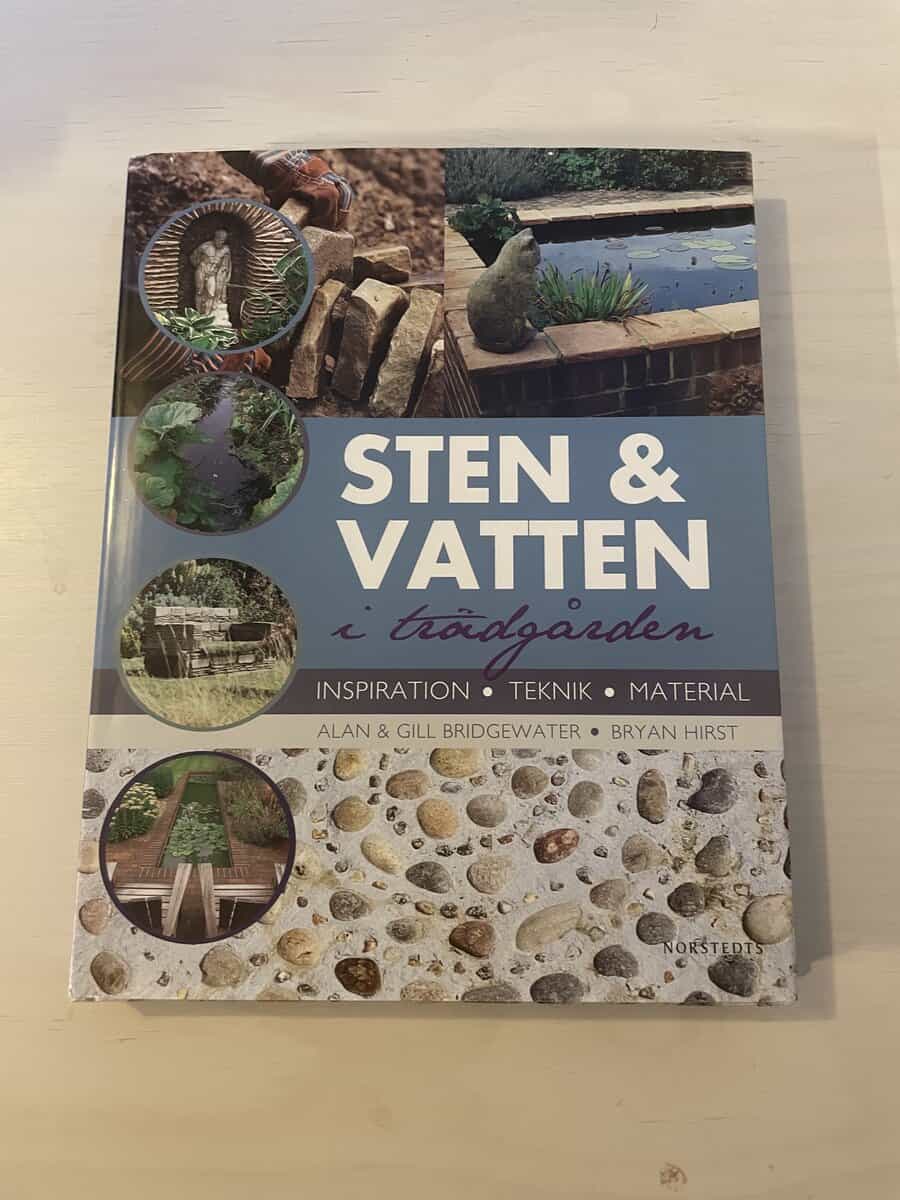 Alan Bridgewater : Sten och vatten i trädgården