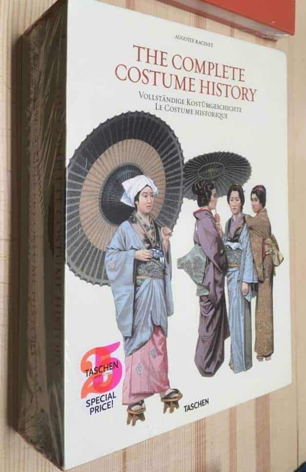 Albert Charles Auguste Racinet : The complete costume history