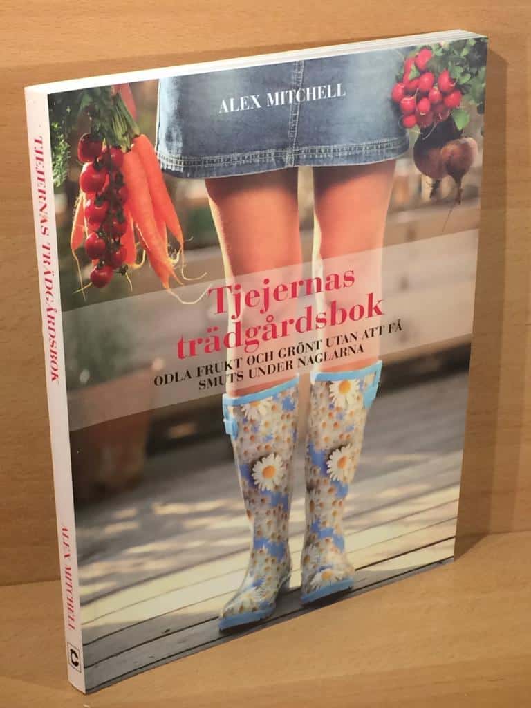 Alex Mitchell : Tjejernas trädgårdsbok