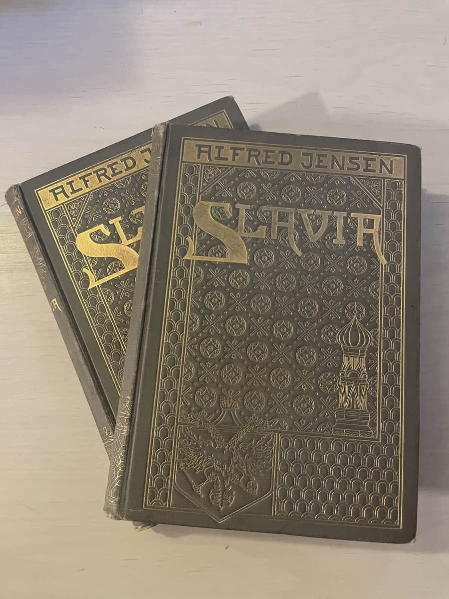 Alfred Jensen : Slavia