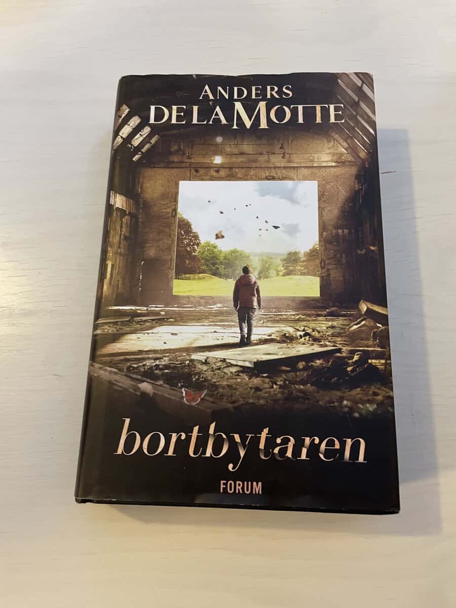 Anders De la Motte : Bortbytaren