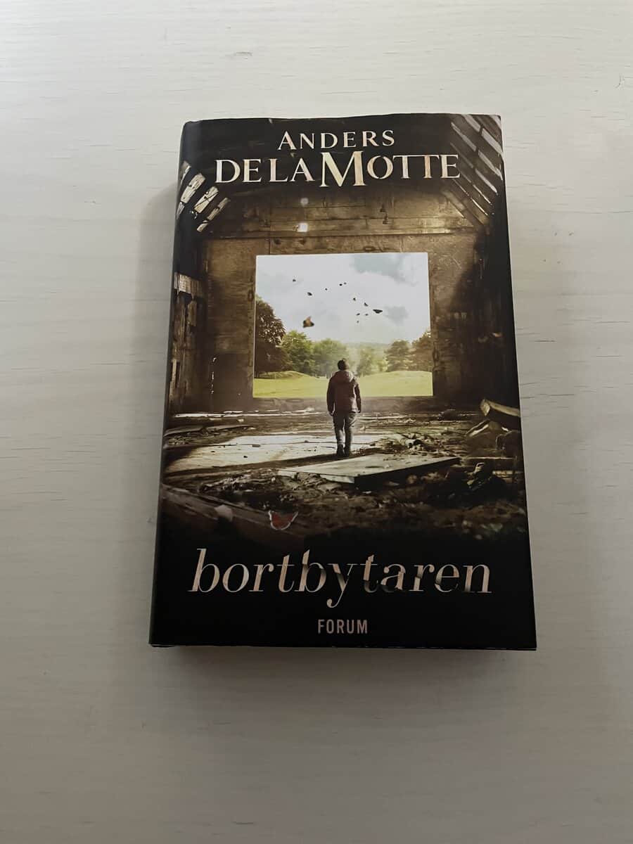 Anders De la Motte : Bortbytaren