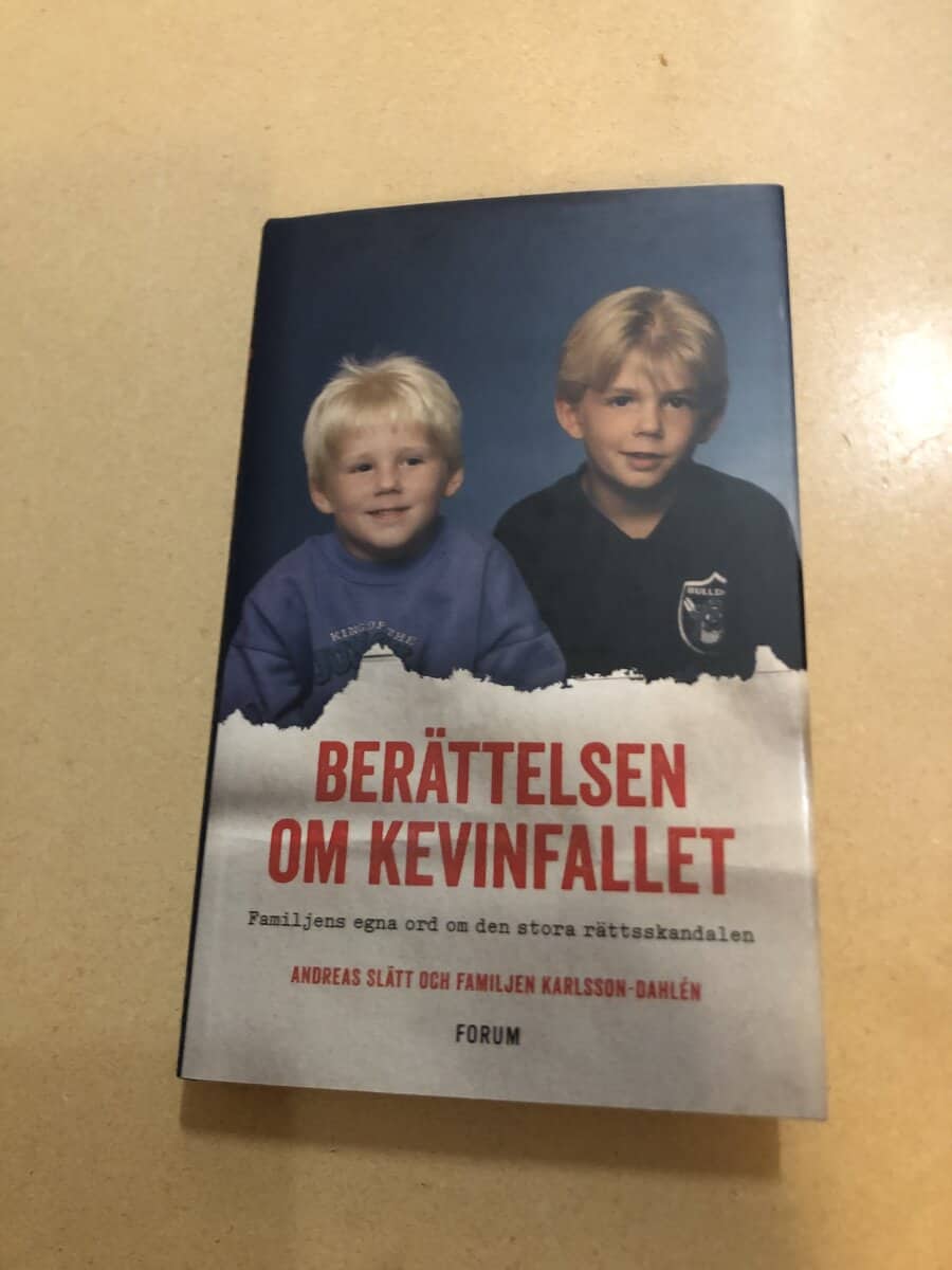 Slätt, Andreas, Familjen Karlsson-Dahlén : Berättelsen om Kevinfallet