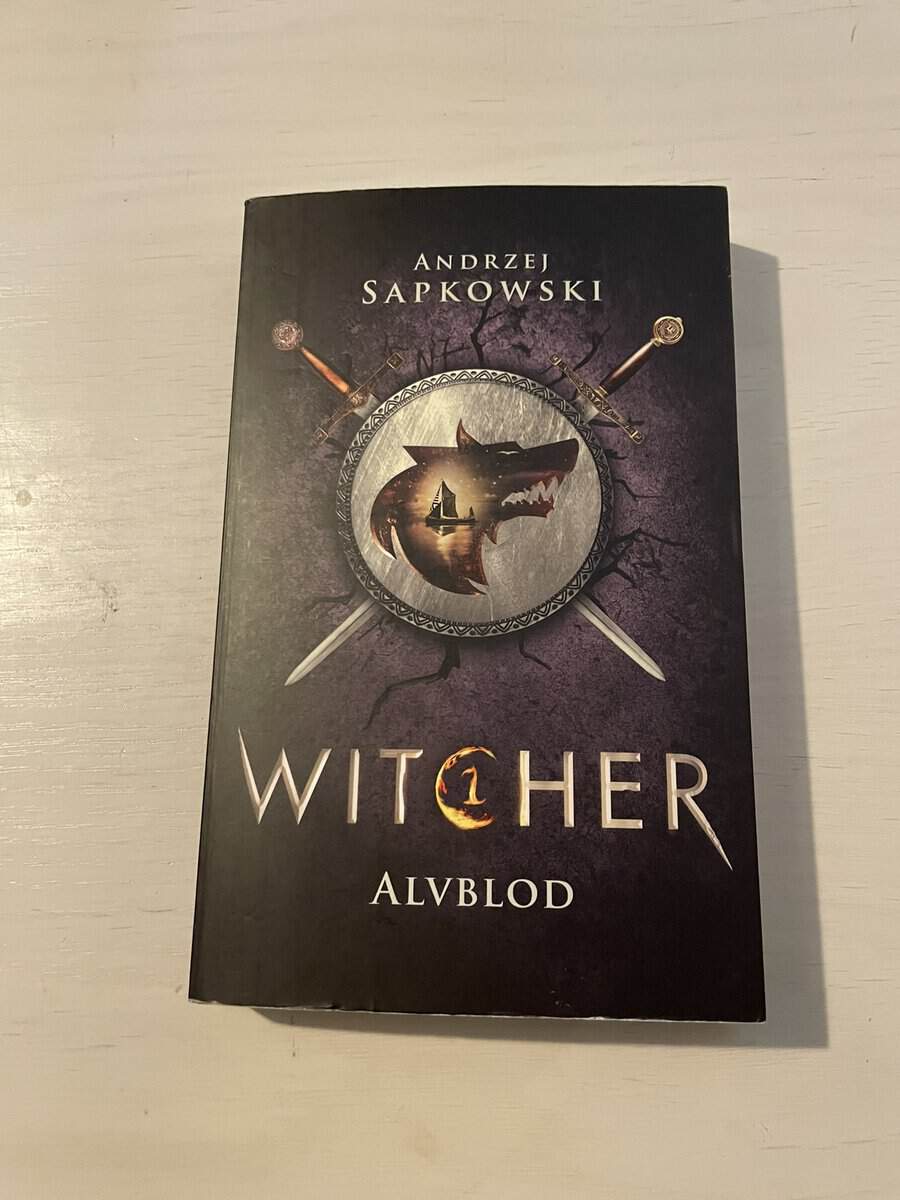 Andrzej Sapkowski : Witcher - Alvblod