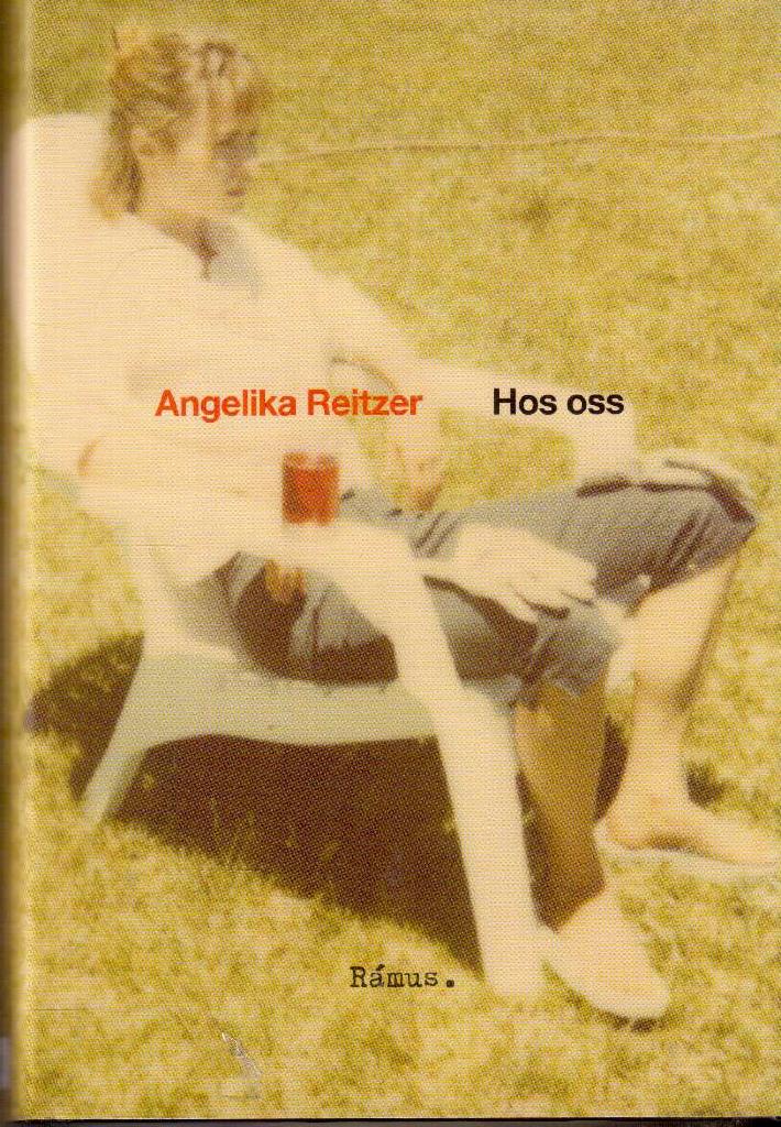 Angelika Reitzer : Hos oss