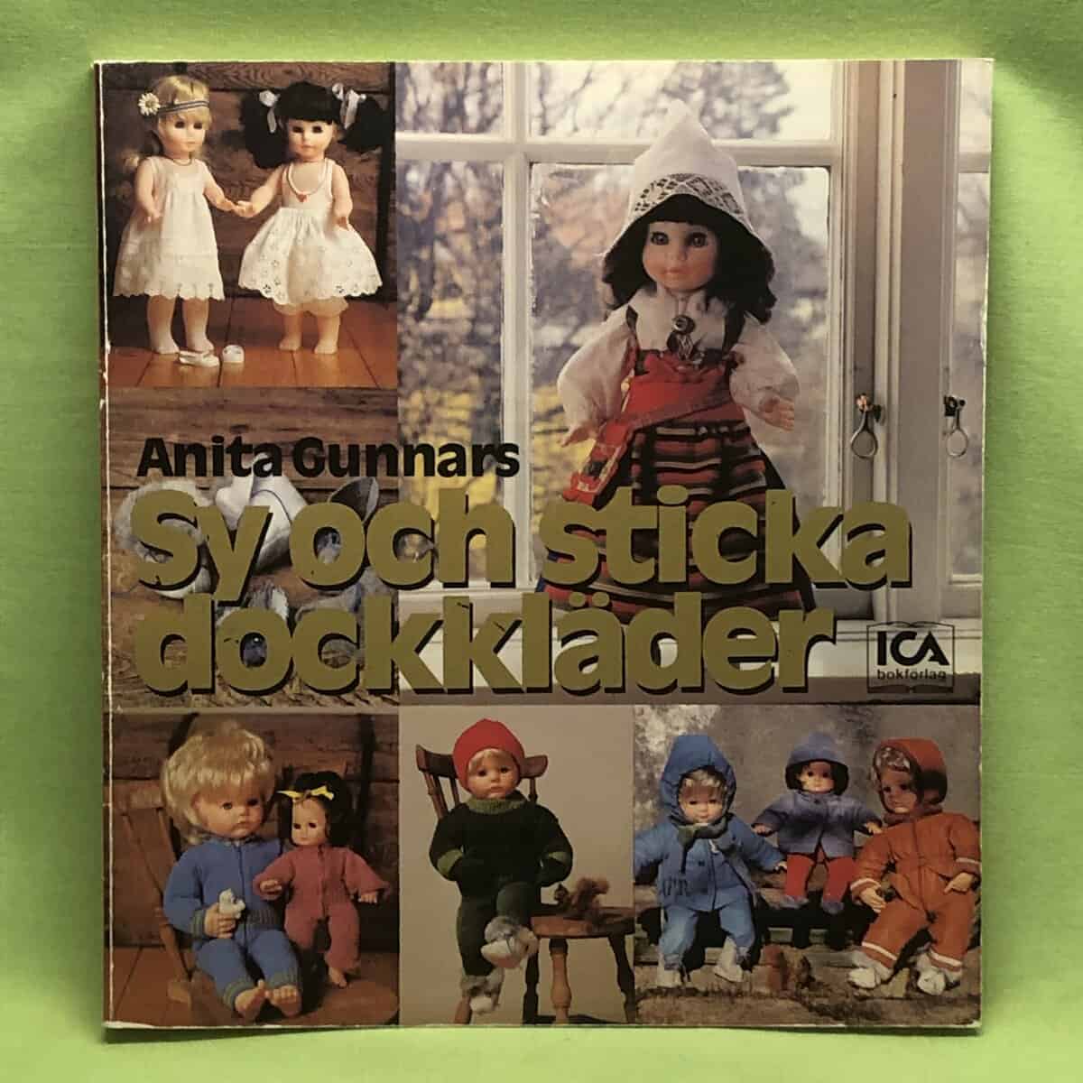 Anita Gunnars : Sy och sticka dockkläder