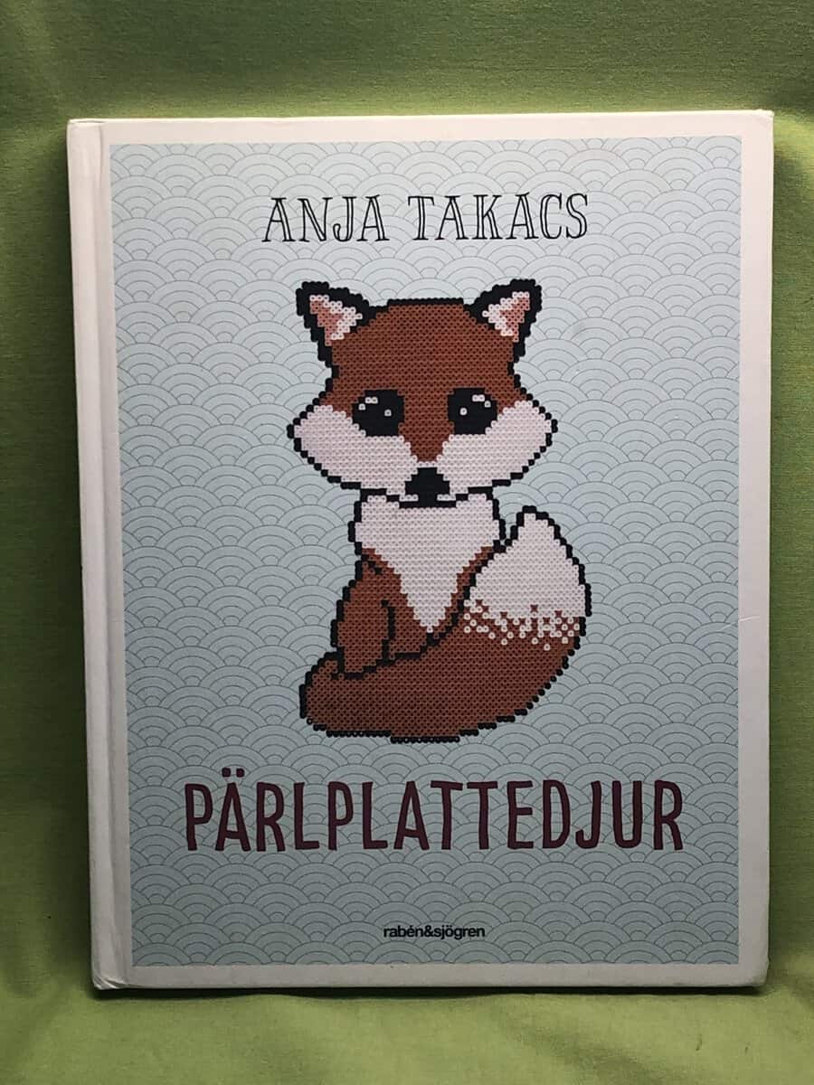 Anja Takacs : Pärlplattedjur