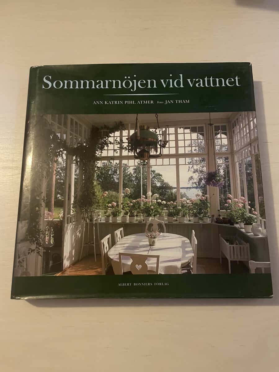 Ann Katrin Pihl Atmer : Sommarnöjen vid vattnet