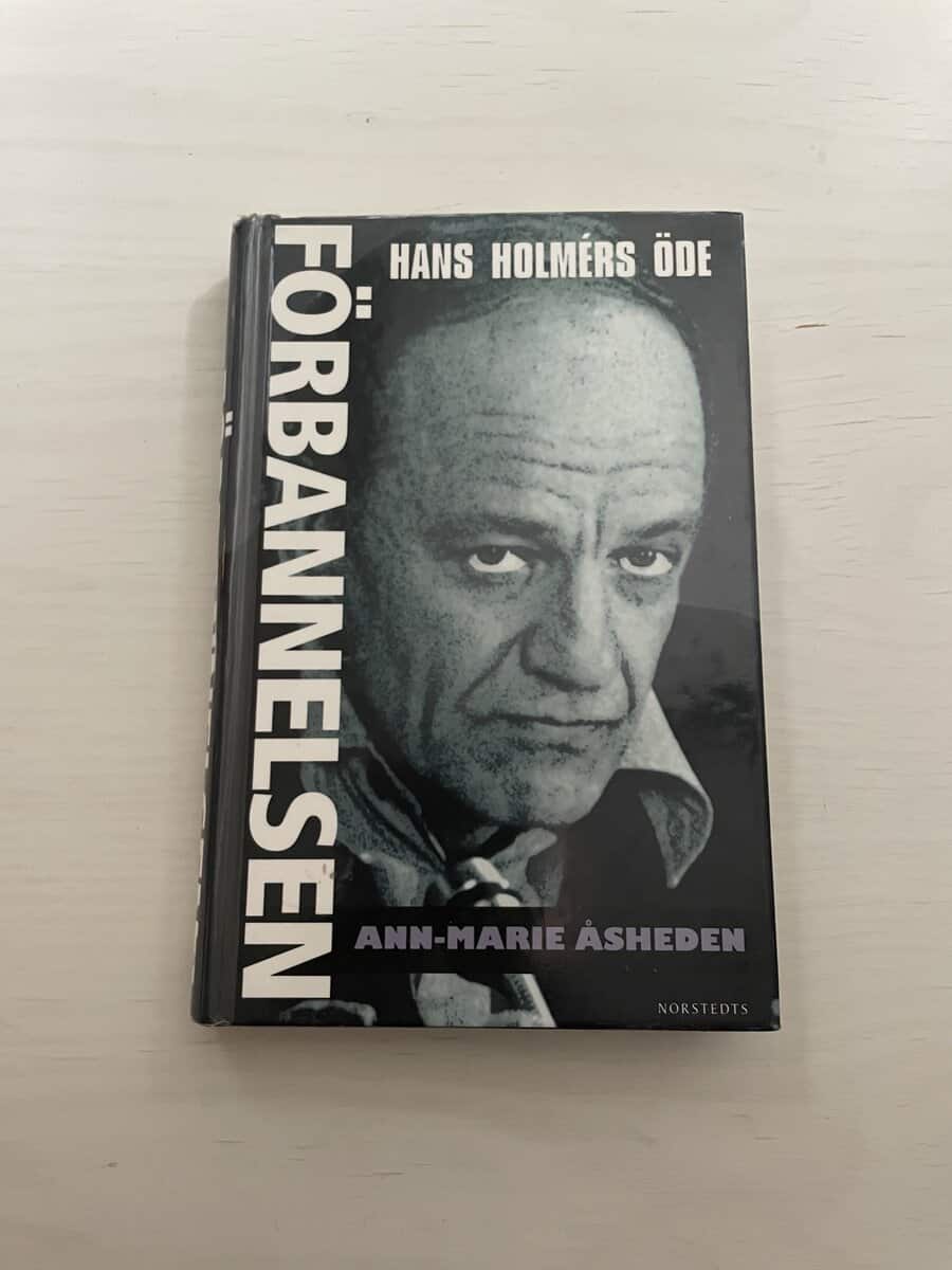 Ann-Marie Åsheden : Förbannelsen