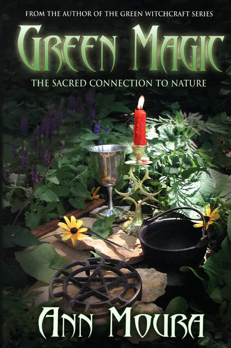 Ann Moura : Green Magic
