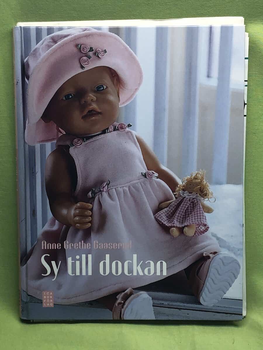 Anne Grethe Gaaserud : Sy till dockan