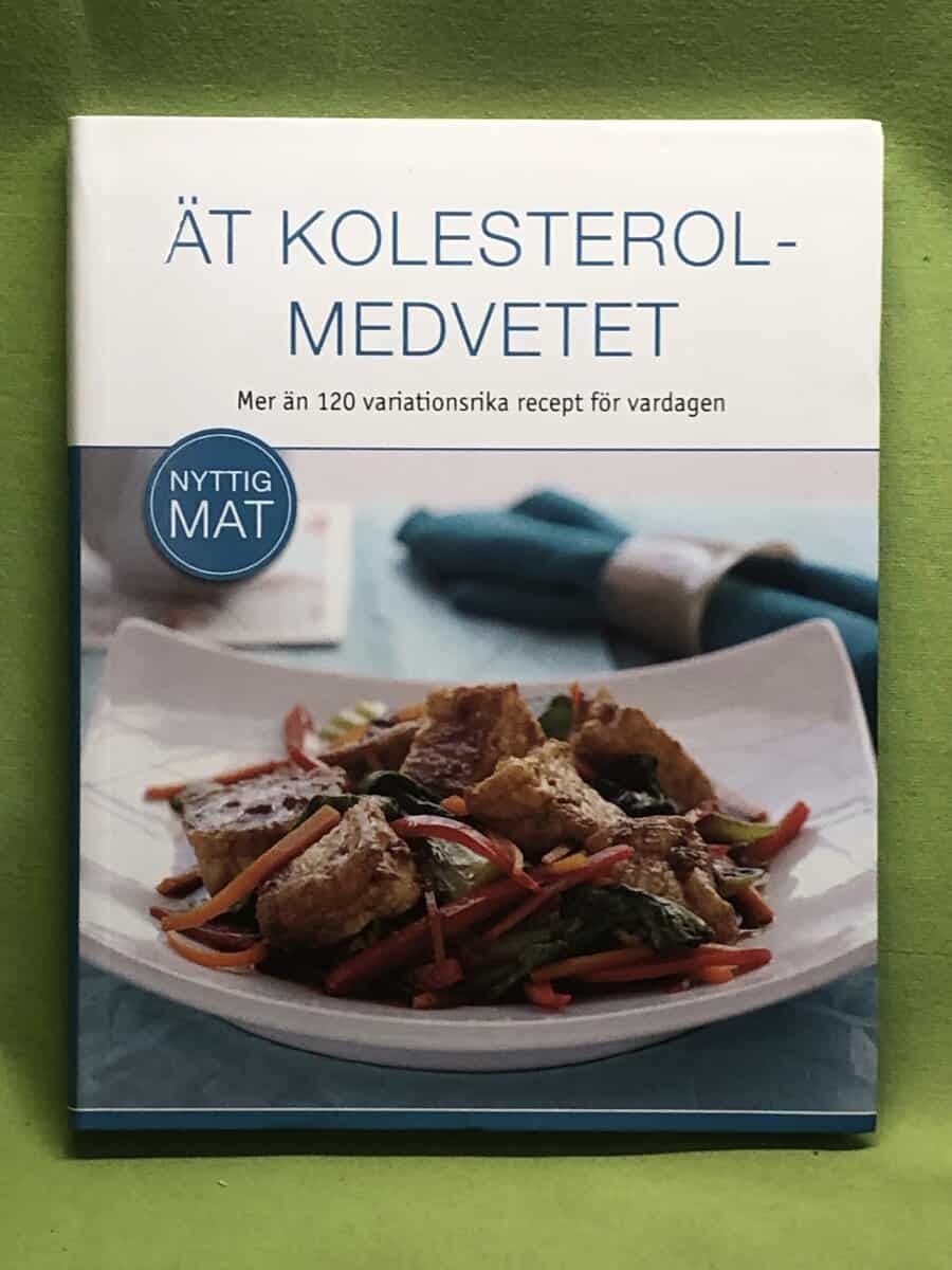 Anne Iburg m.fl : Ät kolesterolmedvetet - Mer än 120 variationsrika recept för vardagen