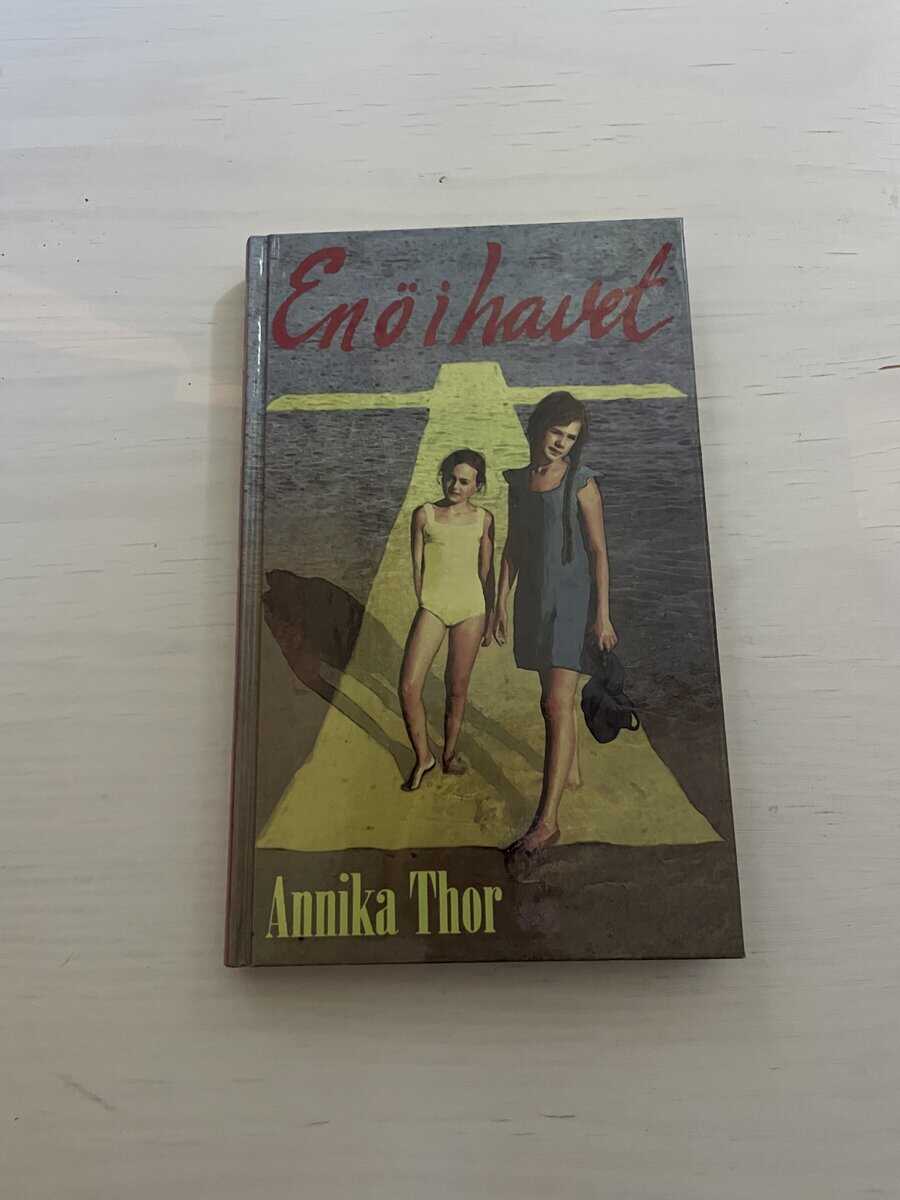 Annika Thor : En ö i havet