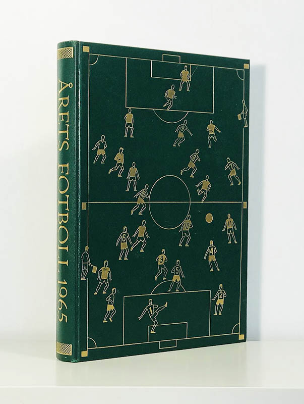Årets Fotboll 1965 (Årgång 10). Allt som hänt inom svensk fotboll spelåret 1964. ...