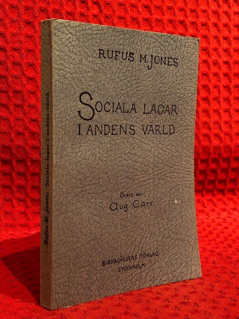 August Carr : Sociala lagar i andens värld