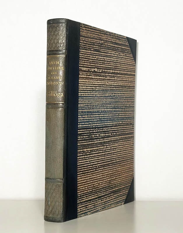 Barthel, Sven (1903-1991) ; Svensson, Roland (1910-2003) : Gillöga. En utskärgård. I ord av Sven Barthel och bild av Roland Svensson