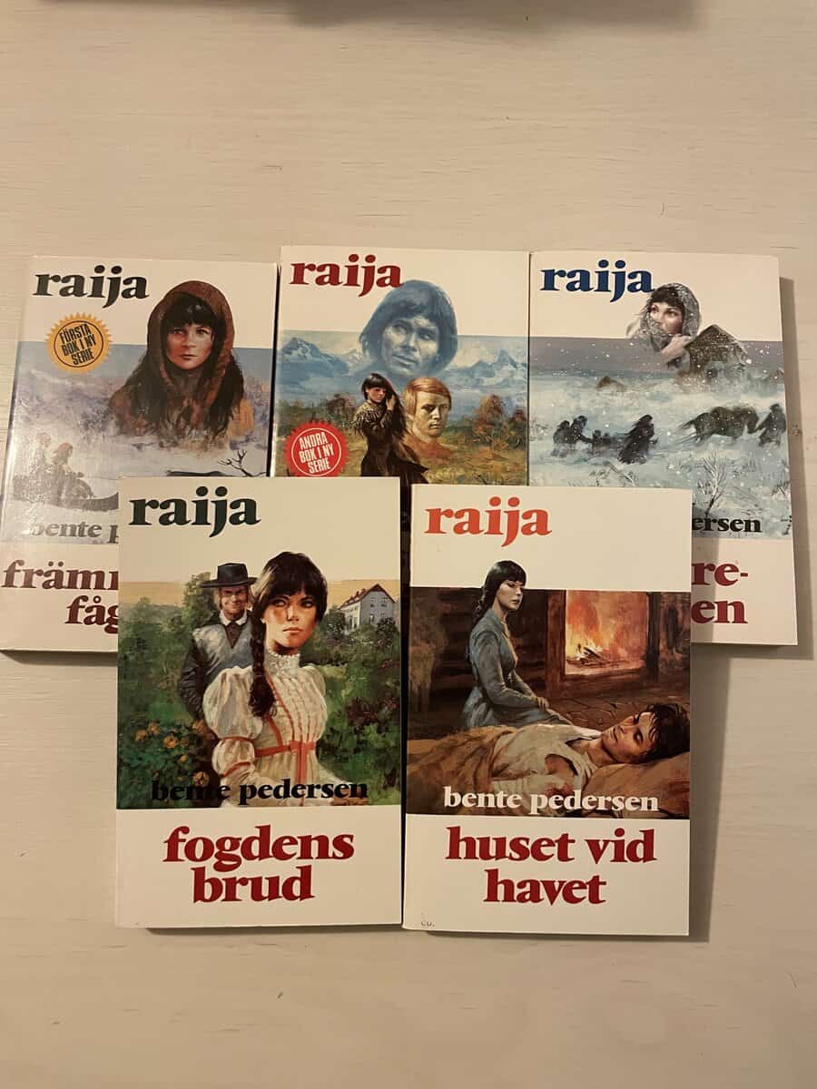 Bente Pedersen : Raija 1-5 - Främmande fågel - Brustna vingar - Huldreplatsen - Fogdens brud - Huset vid havet