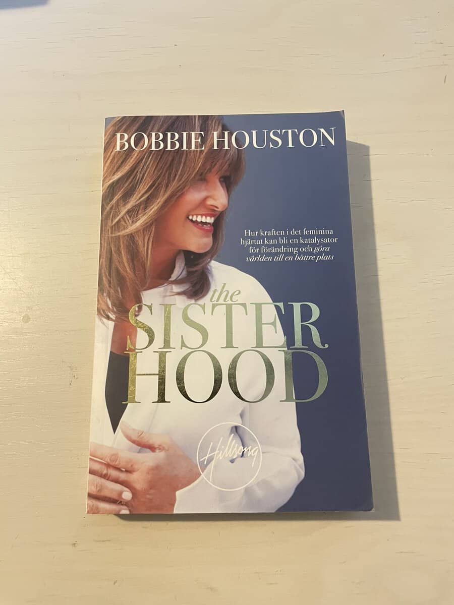 Bobbie Houston : The sisterhood