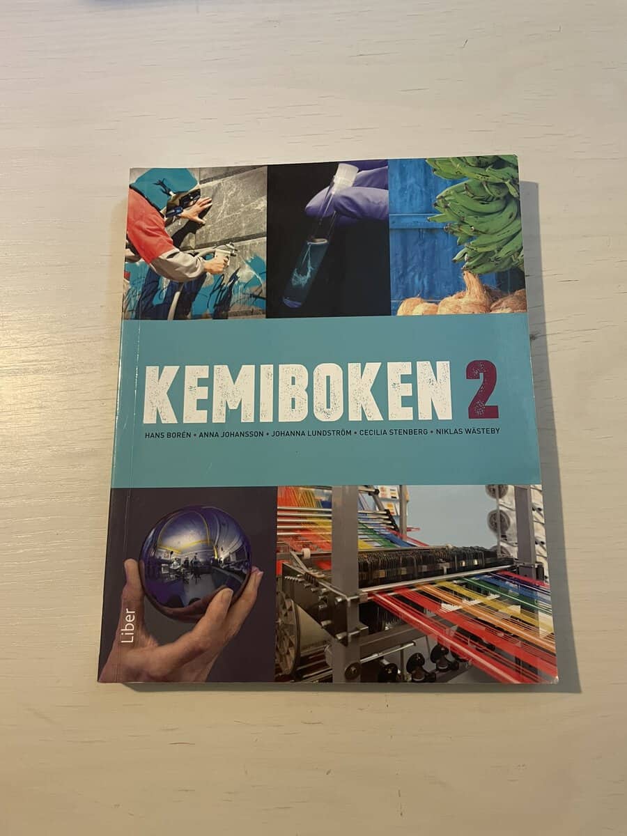Borén, Hans, Johansson, Anna, Lundström, Johanna, Stenberg, Cecilia, Wästeby, Niklas : Kemiboken 2