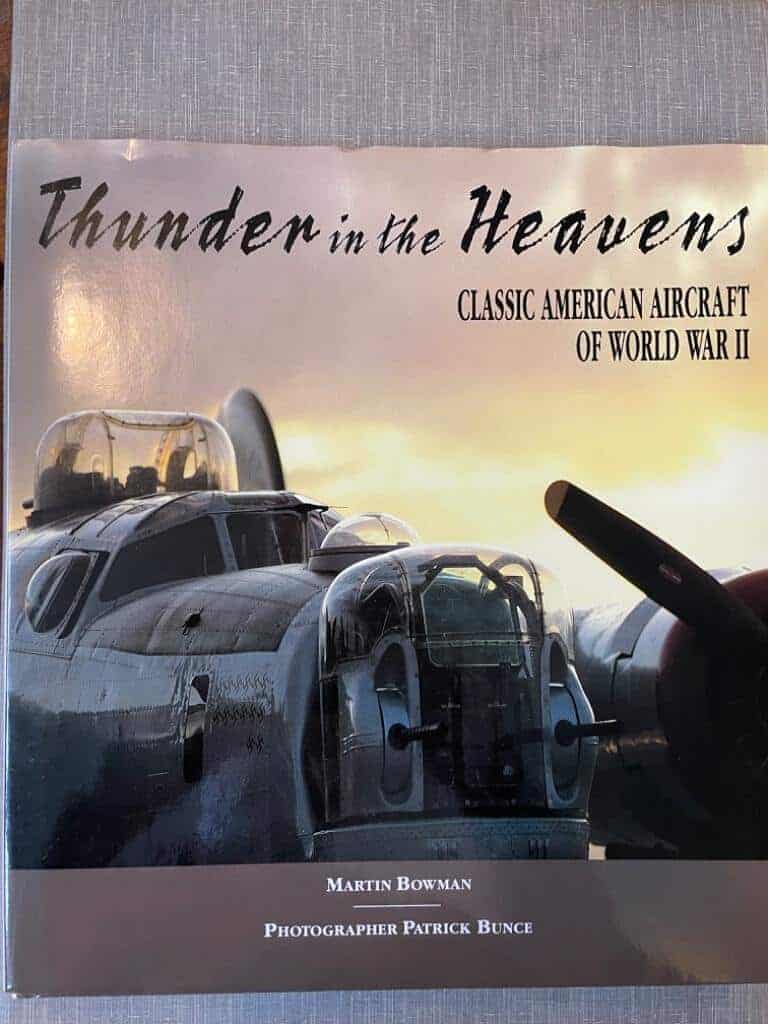 Bowman, Martin W. ; Bunce, Patrick : Thunder in the heavens
