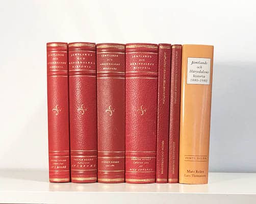 Bromé, Janrik (1879-1960) ; Ahnlund, Nils (1889-1957) med flera : Jämtlands och Härjedalens historia. Del I-V + Arkeologiska inledning + Person- och Ortregister + (7 volymer, komplett)