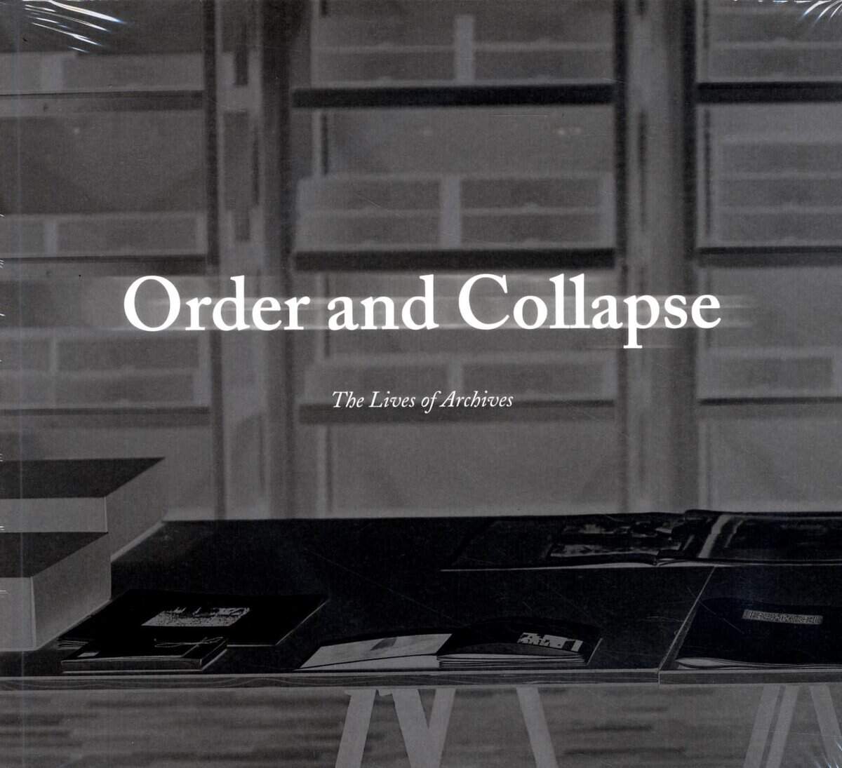 Broomberg, Adam ; Chanarin, Oliver ; Squyres, Leslie ; Bushey, Jessica ; Martinsson, Tyrone ; Roush, Paula ; Piller, Peter : Order and collapse