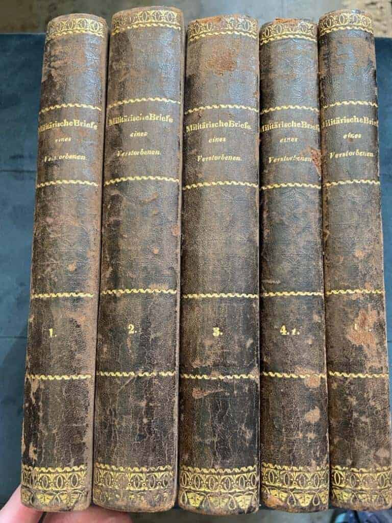 C. E. Poenitz : Militärische Briefe eines Verstorbenen an seine noch lebenden Freunde, historischen, wissenschaftlichen, kritischen und humoristischen Inhalts. Zur unterhaltenden Belehrung für Eingeweihte u. Laien im Kriegswesen. Erste bis Vierte Sammlung. I-IV (komplett i 5 band)
