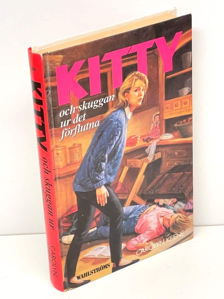 Carolyn Keene : Kitty och skuggan ur det förflutna