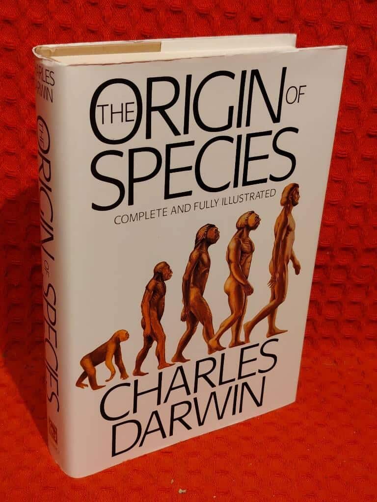 Charles Darwin : The origin of species