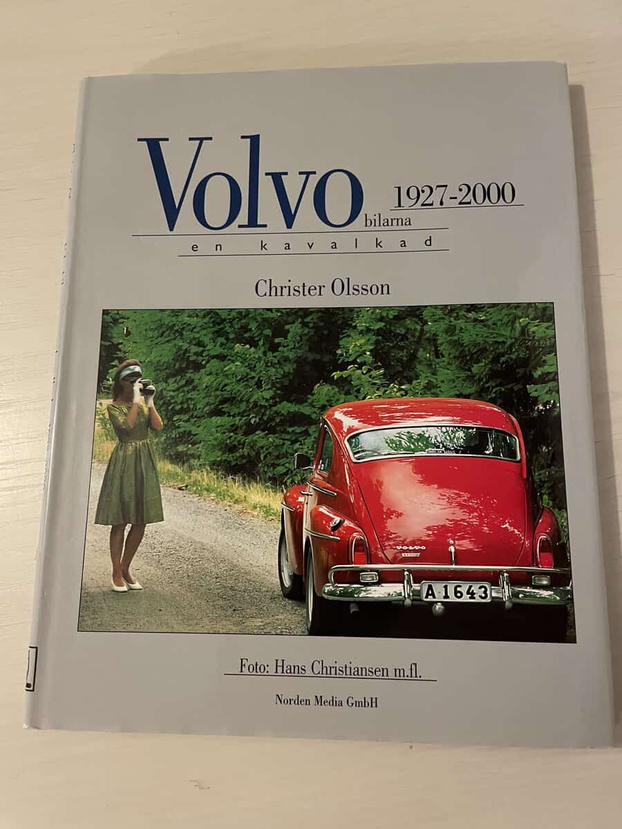 Christer Olsson : Volvobilarna - en kavalkad 1927-2000
