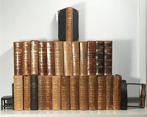 Christian Naumann : Tidskrift för lagstiftning, lagskipning och förvaltning 1864-1888 - 1-25:e årg. (sista 26:e årg. 1889 saknas) + Register till årgångarne 1864-1886