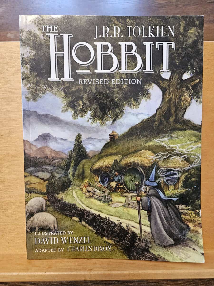Chuck Dixon : The Hobbit, or, there and back again