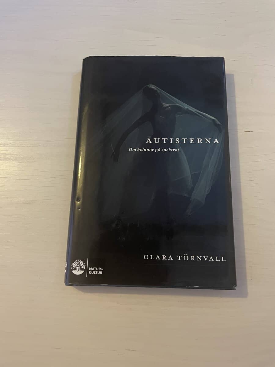 Clara Törnvall : Autisterna