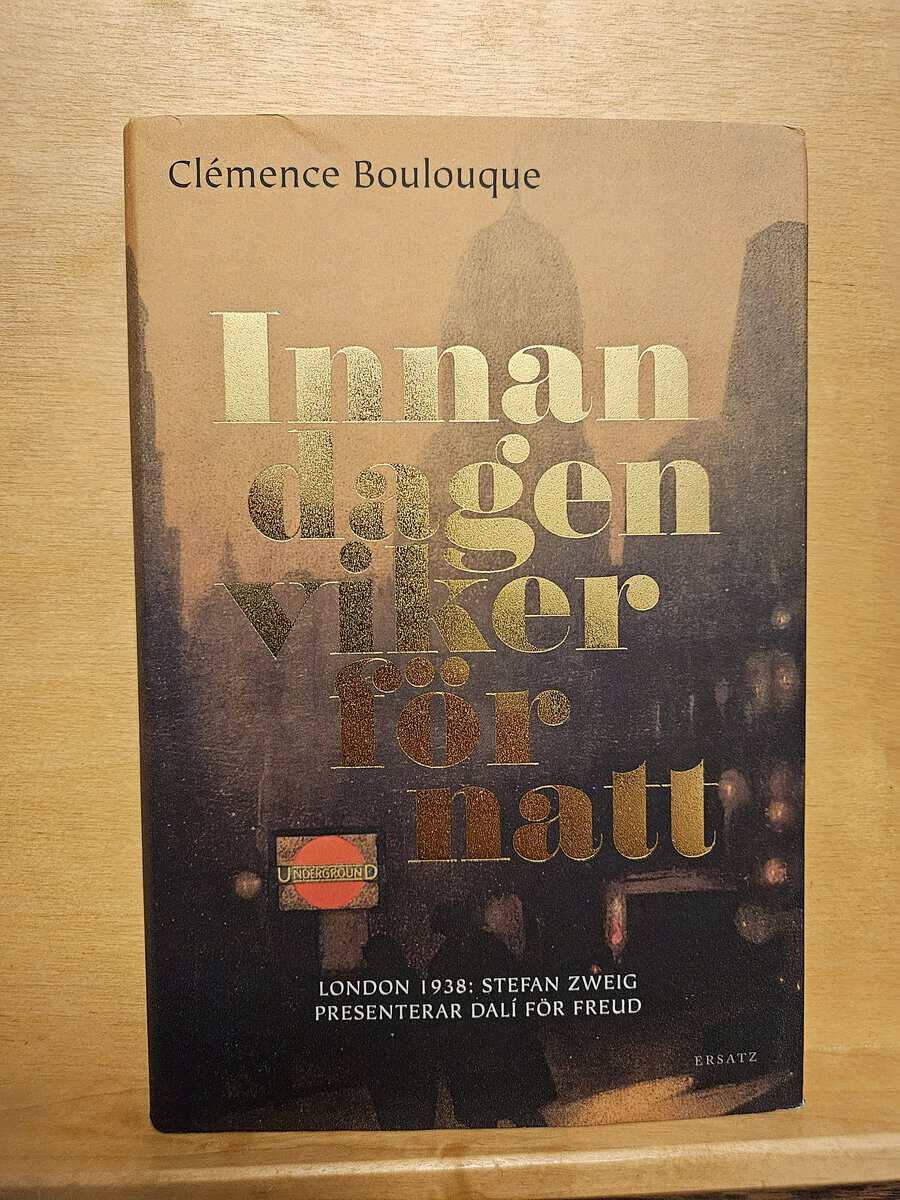 Clémence Boulouque : Innan dagen viker för natt