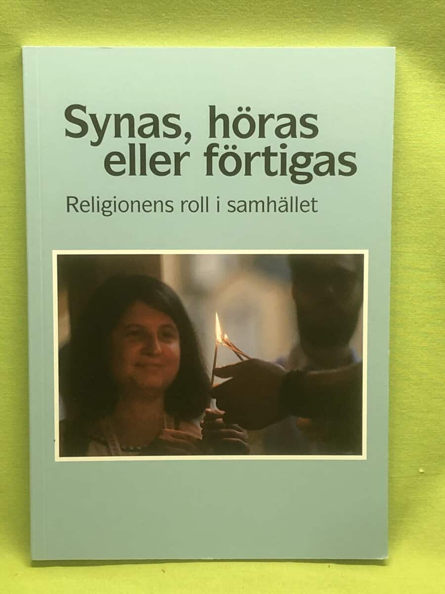 Dag Tuvelius : Synas, höras eller förtigas