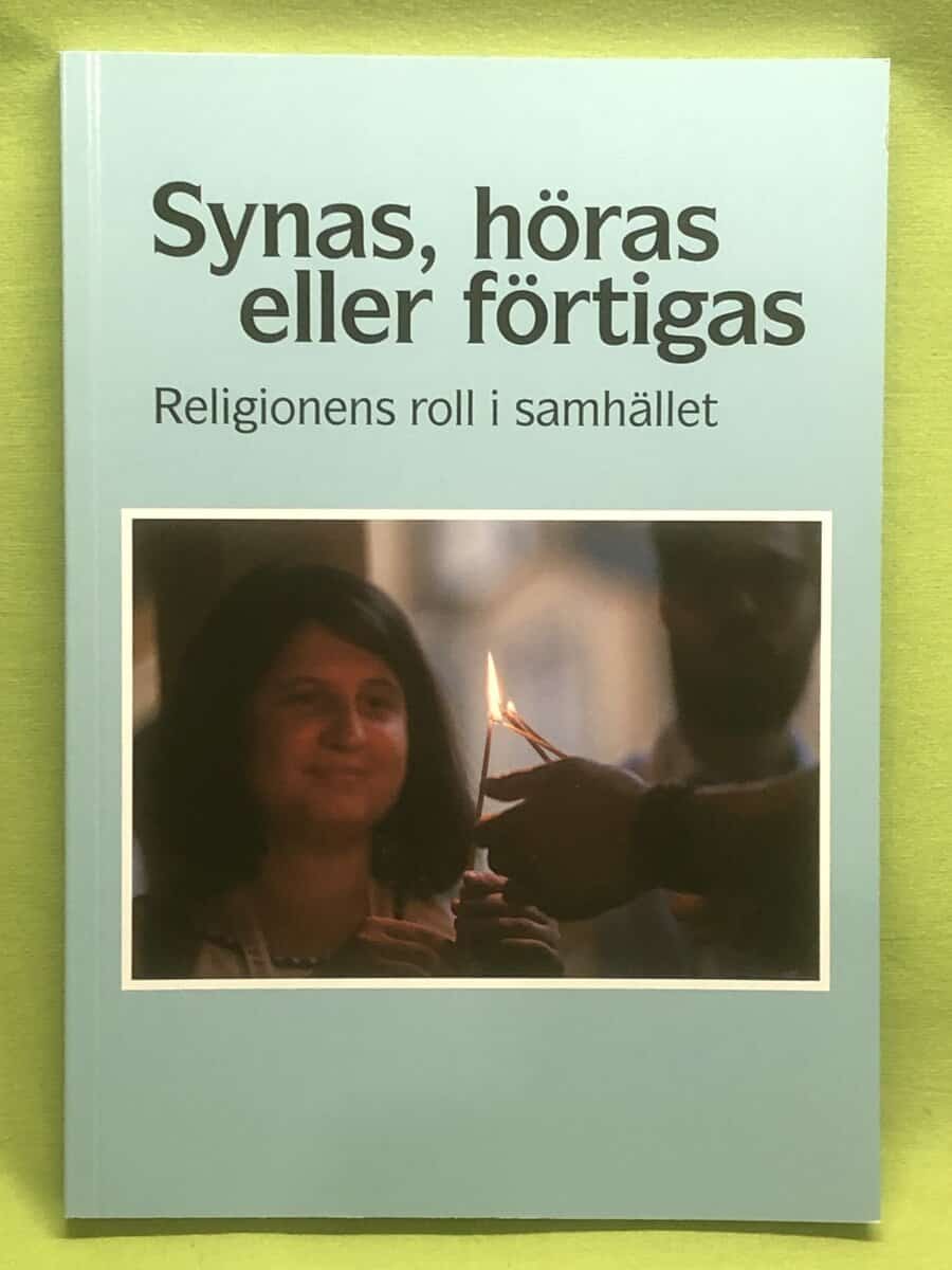 Dag Tuvelius : Synas, höras eller förtigas