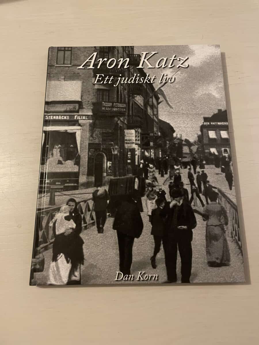 Dan Korn : Aron Katz