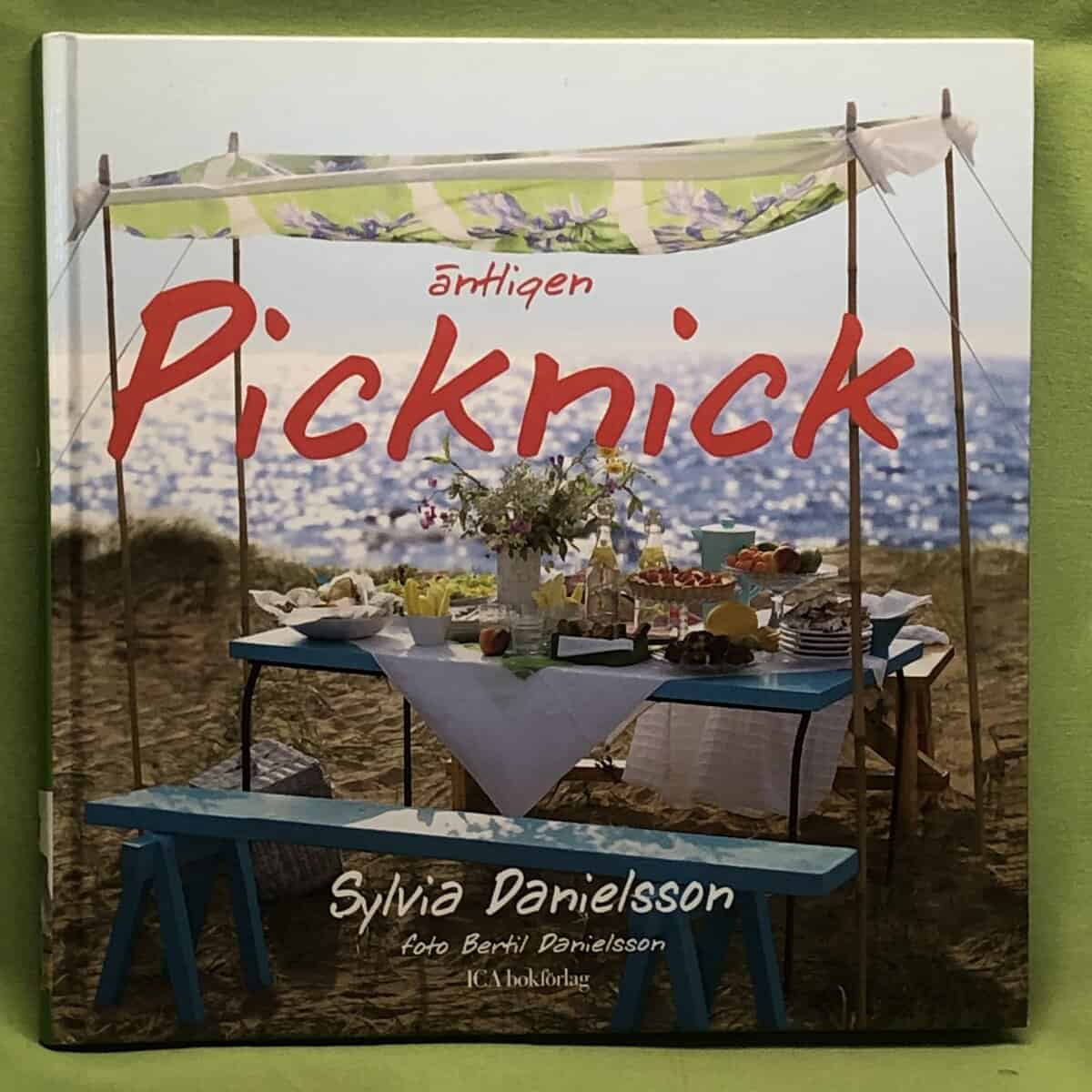 Danielsson, Sylvia; Danielsson, Bertil : Äntligen picknick