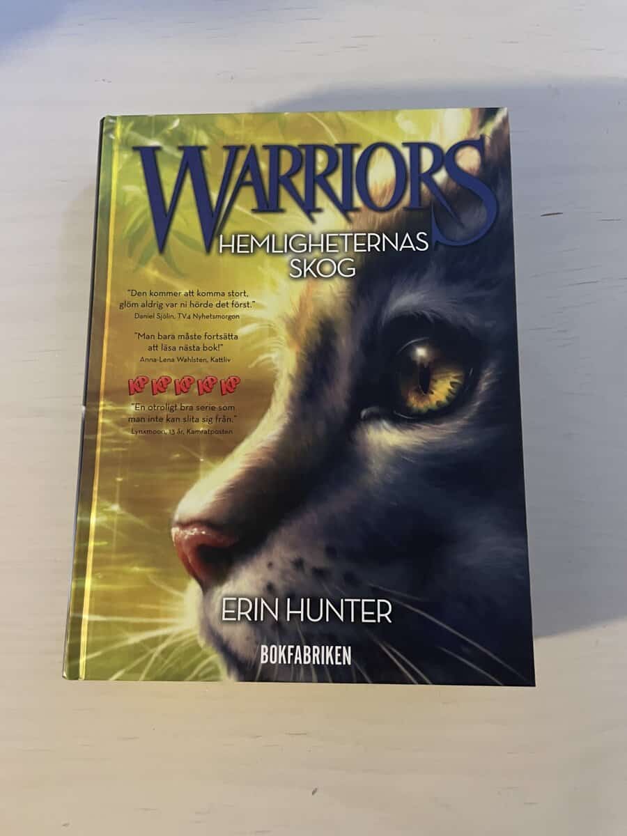 Erin Hunter : Warriors - Första profetian - Hemligheternas skog
