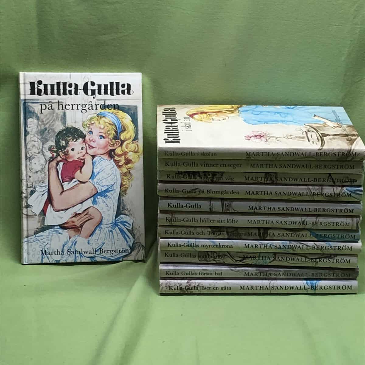 Eva Stålsjö Martha Sandwall-Bergström : Kulla-Gulla (hela serien 12 band)