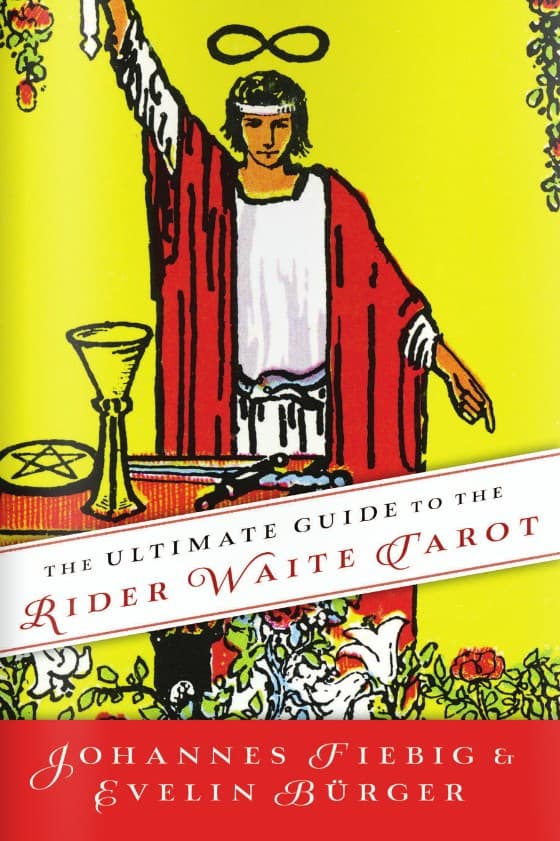 Evelin Burger : Ultimate guide to the rider waite tarot
