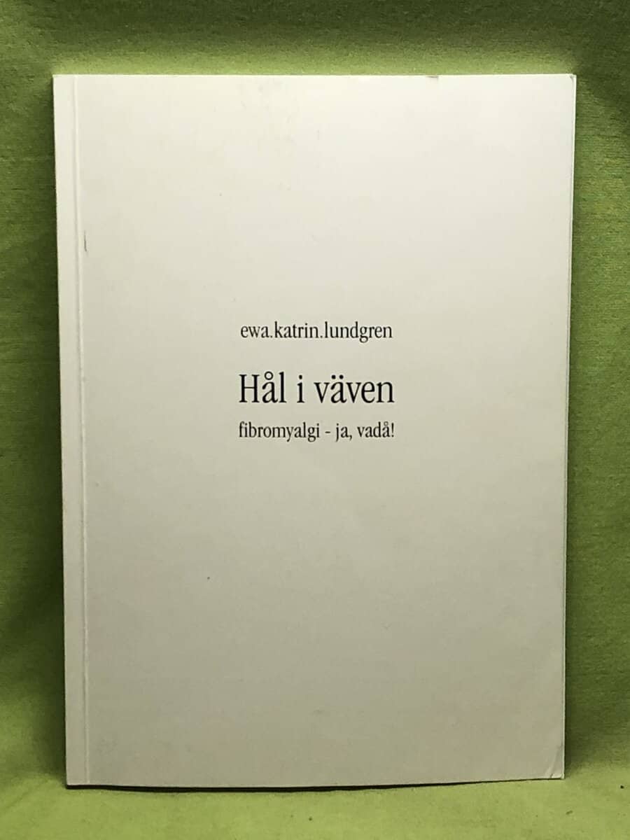 Ewa Katrin Lundgren : Hål i väven