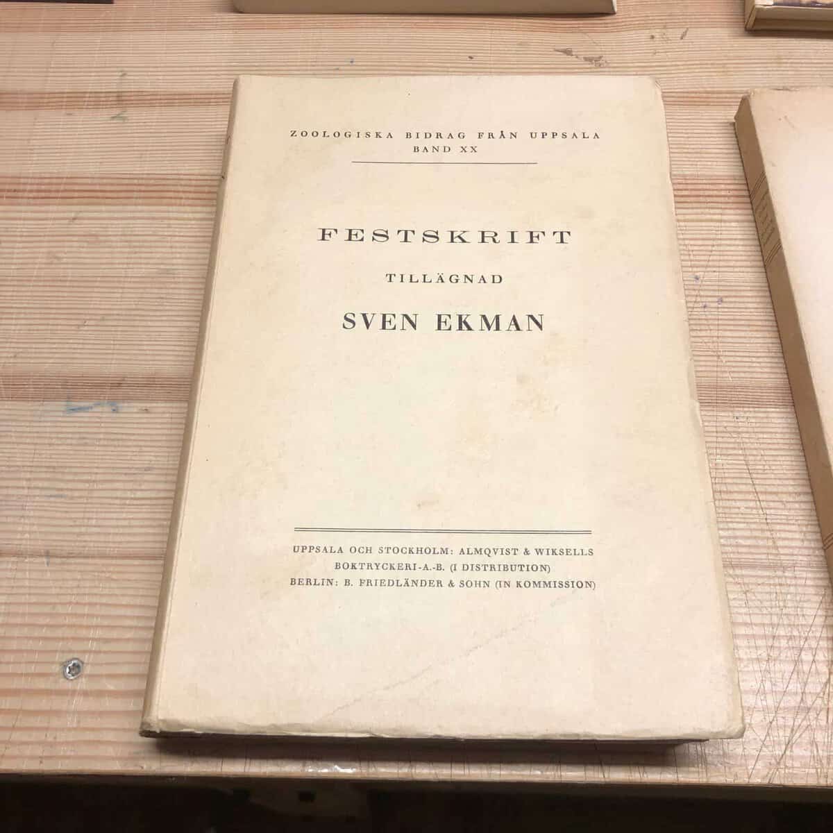 Festskrift tillägnad Sven Ekman + tackkort