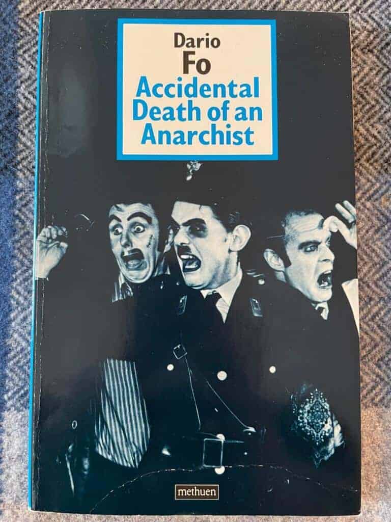 Fo, Dario. ; Richards, Gavin : Accidental death of an anarchist