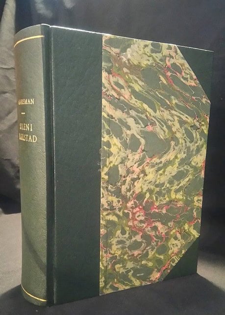 FORSSMAN, GUNNAR ; B.N. : 'Solen i Karlstad eller ''Jänta å ja'' , En ulf i fårakläder Roman'